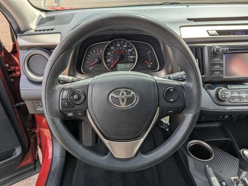 Used 2013 Toyota RAV4 XLE image 13