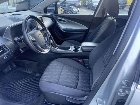 Used 2014 Chevrolet Volt FWD image 27