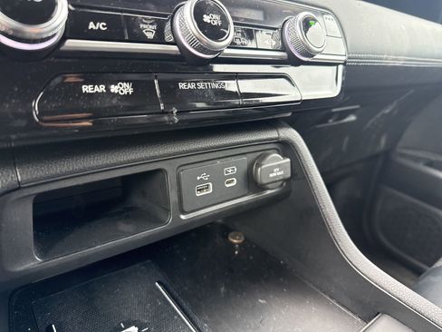 Used 2024 Honda Pilot EX-L image 22