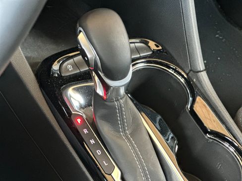 New 2025 Buick Encore GX Sport Touring image 21