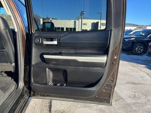 Used 2019 Toyota Tundra Limited image 22