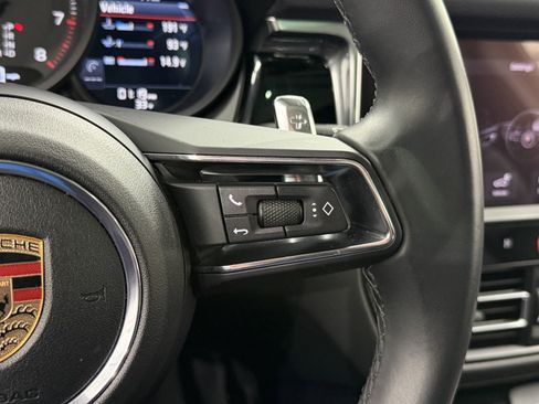 Certified 2025 Porsche Macan image 51