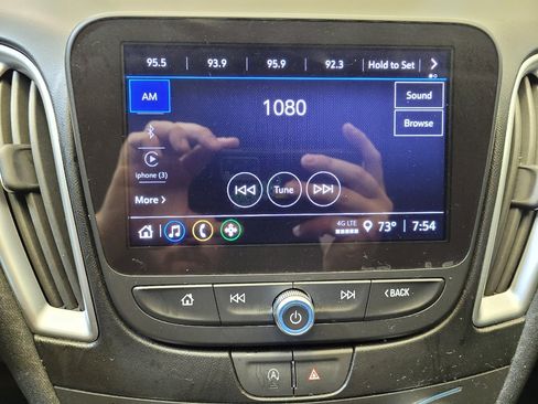 Used 2023 Chevrolet Malibu LS FWD image 25