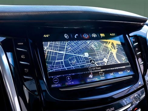 Used 2018 Cadillac Escalade ESV Luxury image 34