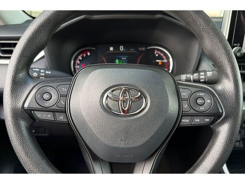 Certified 2025 Toyota RAV4 XLE AWD/4WD image 26