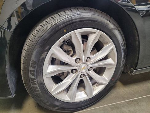 Used 2022 Chevrolet Malibu LT FWD image 30