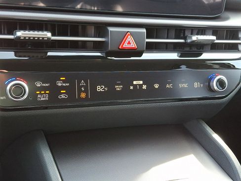 New 2026 Kia Sportage EX AWD/4WD image 8