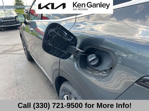 Used 2024 Kia Sportage EX FWD image 51
