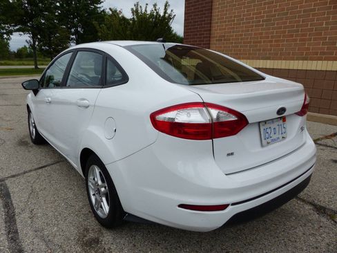 Used 2019 Ford Fiesta SE FWD image 7