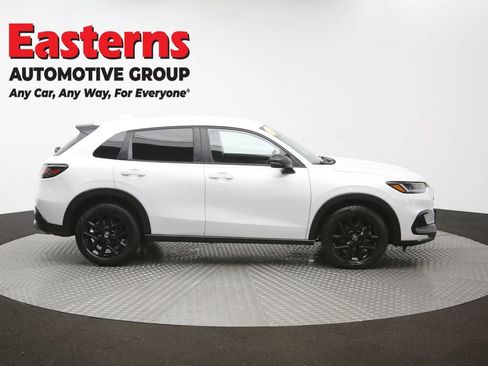 Used 2023 Honda HR-V Sport image 44