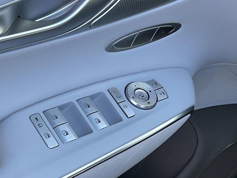 New 2026 Genesis GV70 2.5T Advanced image 17