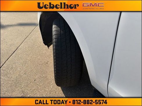 Used 2024 Ford Expedition Max Limited AWD/4WD image 25