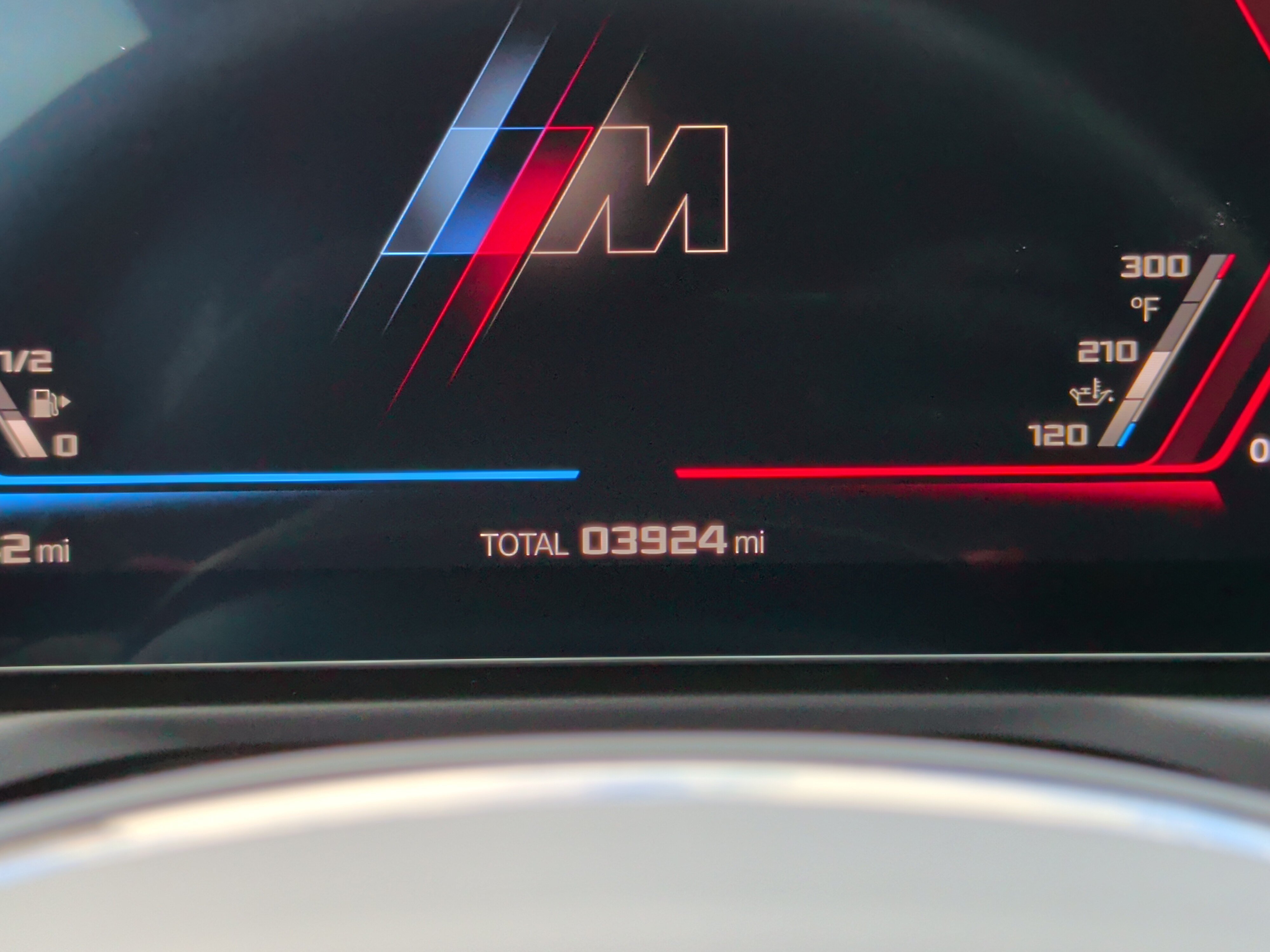 Used 2024 BMW M2 w/ Lighting Package RWD image 15