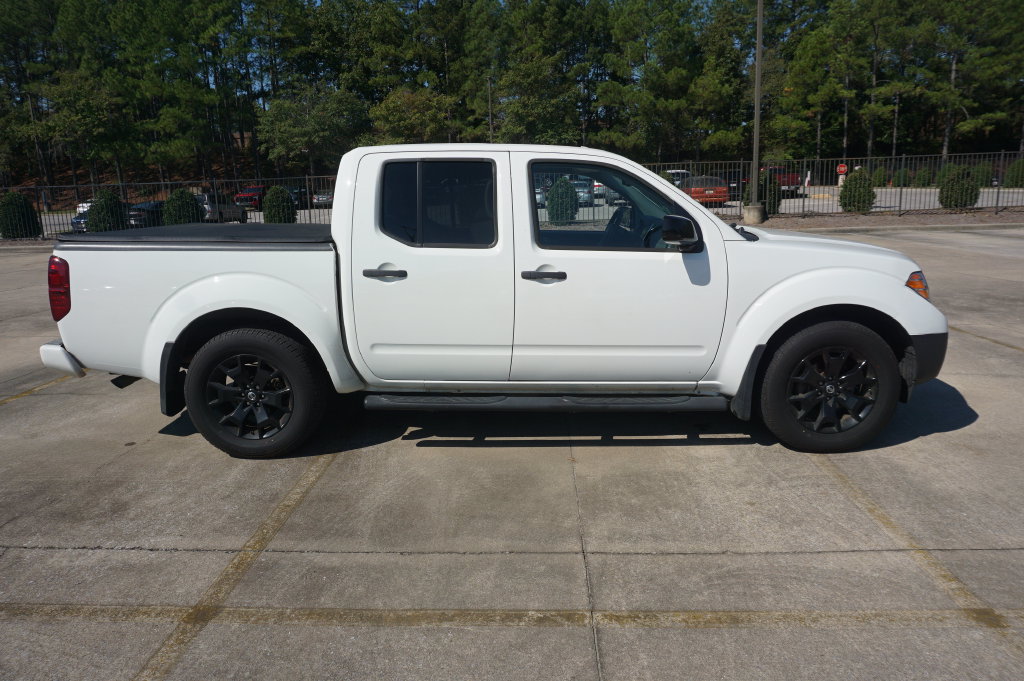 Used 2018 Nissan Frontier SV w/ Value Truck Package RWD image 18
