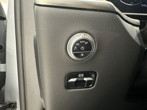 Certified 2024 Mercedes-Benz GLC 300 4MATIC image 33