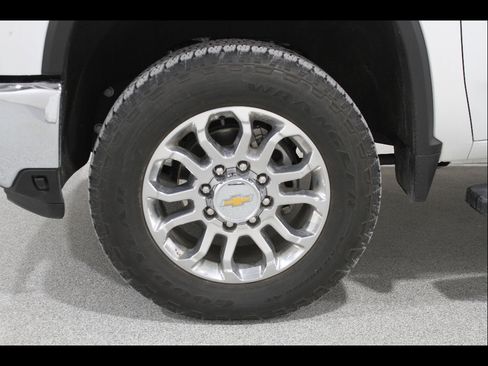 Certified 2024 Chevrolet Silverado 2500 LTZ w/ LTZ Convenience Package AWD/4WD image 23