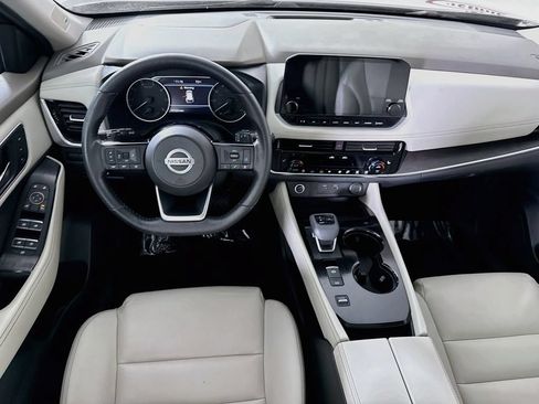 Certified 2021 Nissan Rogue SL w/ Premium Package FWD image 4