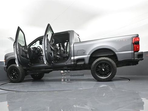 Used 2024 Ford F250 Lariat w/ Sport Appearance Package AWD/4WD image 52
