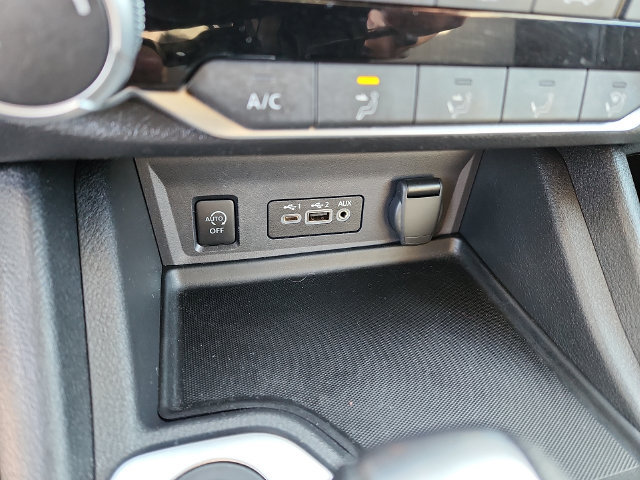 Used 2024 Nissan Sentra SV FWD image 23