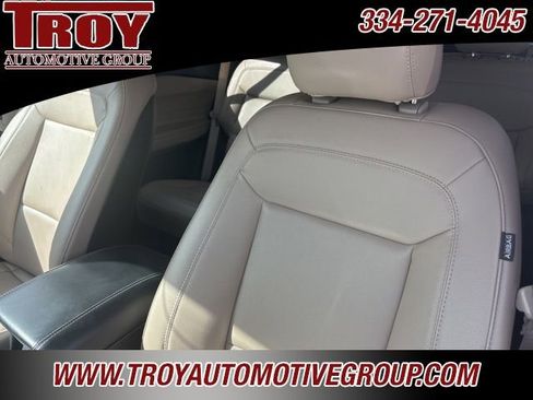 Used 2020 Ford Explorer XLT w/ Equipment Group 202A image 40