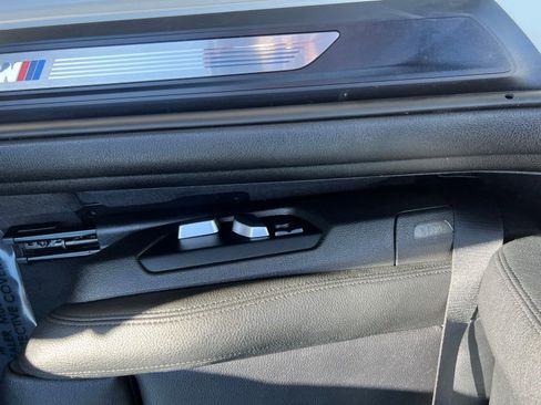 Used 2019 BMW 440i Coupe w/ M Sport Package image 32