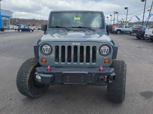 Used 2013 Jeep Wrangler Unlimited Rubicon AWD/4WD image 3