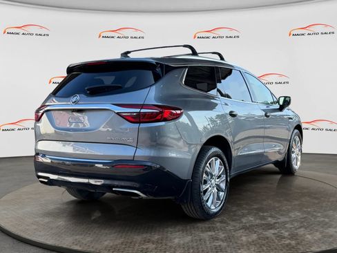 Used 2019 Buick Enclave Premium AWD/4WD image 8