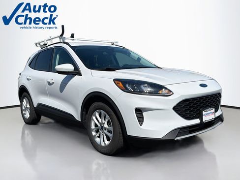 Used 2021 Ford Escape SE FWD image 1