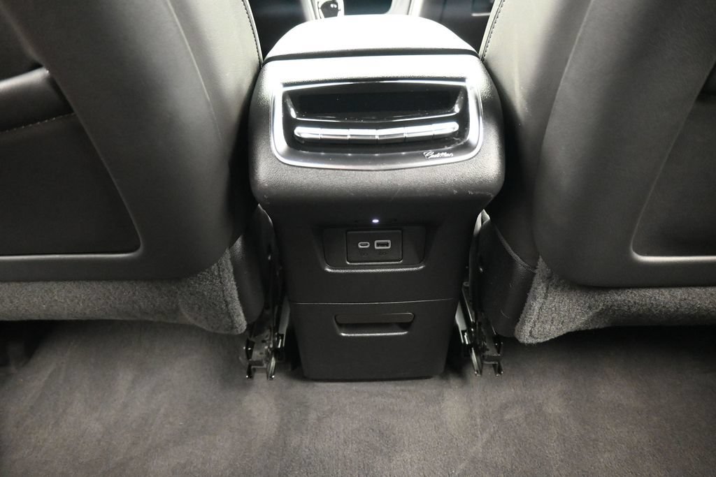 Used 2020 Cadillac XT6 Premium Luxury FWD image 39