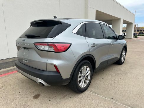 Used 2021 Ford Escape SE FWD image 6