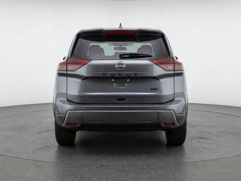 Used 2025 Nissan Rogue SV image 7