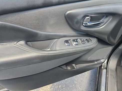 Used 2019 Nissan Murano S w/ Cargo Package AWD/4WD image 18