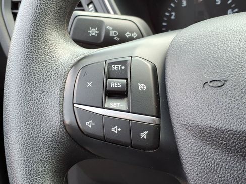 Used 2022 Ford Escape SE AWD/4WD image 16
