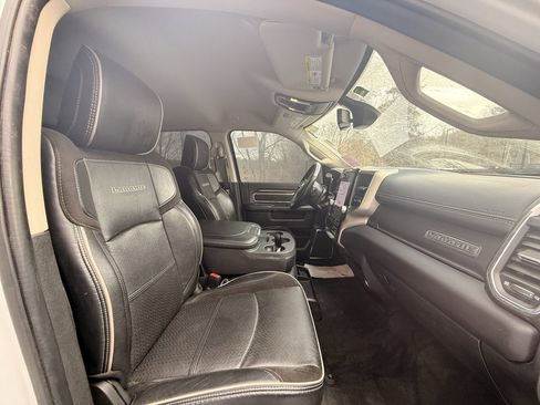 Used 2024 RAM 2500 Laramie image 13