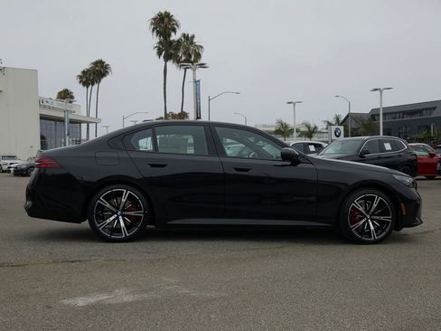 New 2027 BMW 530i w/ M Sport Package RWD image 4