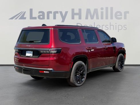 New 2026 Jeep Grand Wagoneer Limited AWD/4WD image 6