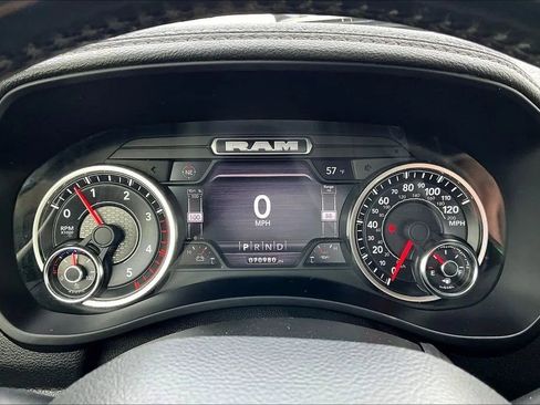 Used 2022 RAM 2500 Laramie AWD/4WD image 14