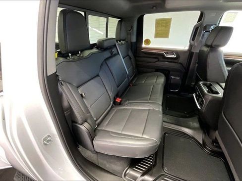 Used 2025 GMC Sierra 3500 Denali w/ Denali Reserve Package AWD/4WD image 18