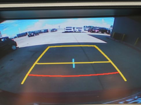 Used 2018 Toyota RAV4 XLE FWD image 19