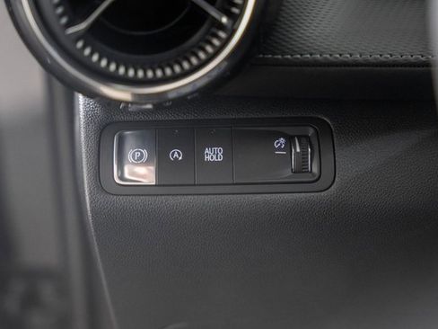 New 2026 Chevrolet Equinox LT w/ Convenience Package II image 40