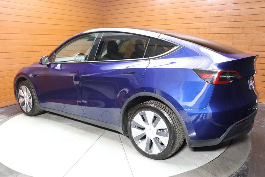 Used 2022 Tesla Model Y Long Range AWD/4WD image 18