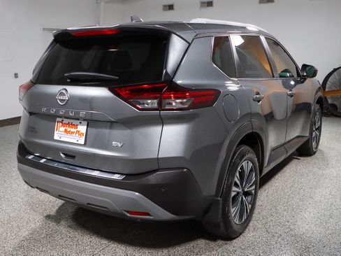 Used 2023 Nissan Rogue SV w/ SV Premium B Package FWD image 7