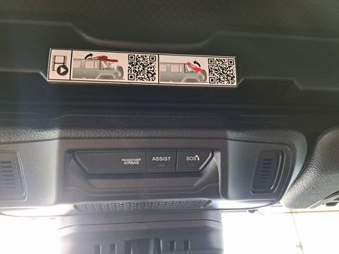 Used 2024 Jeep Wrangler Unlimited Sahara image 16