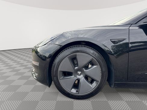 Used 2021 Tesla Model 3 Standard Range Plus RWD image 19