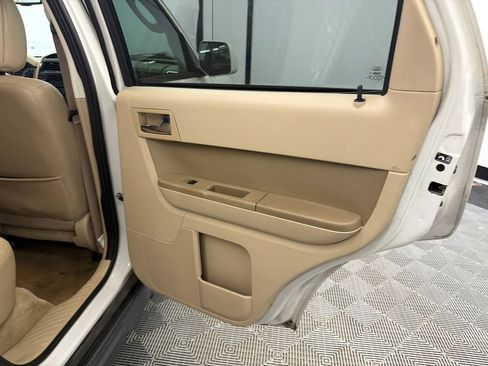 Used 2012 Ford Escape Limited FWD image 17