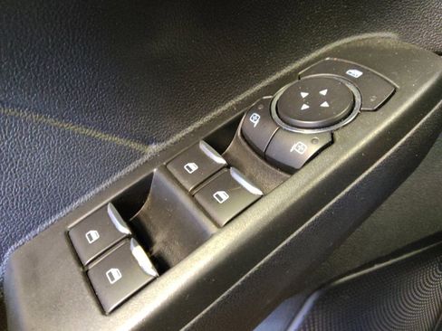 Used 2021 Ford Escape SE w/ SE Sport Appearance Package FWD image 27