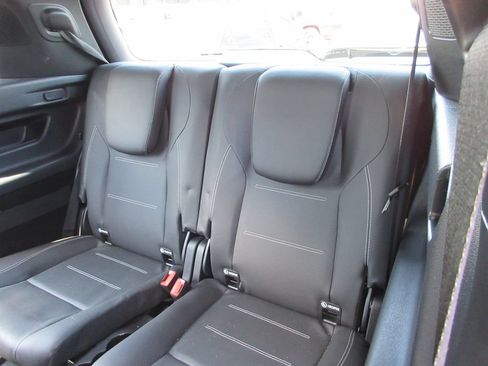 Used 2022 Mercedes-Benz GLB 250 4MATIC image 22