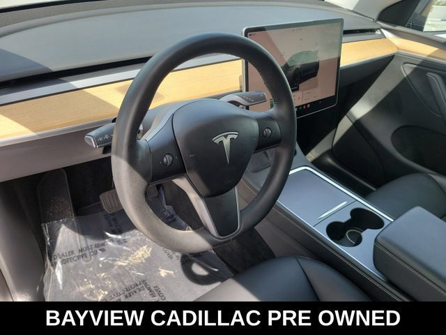 Used 2023 Tesla Model Y Long Range AWD/4WD image 23