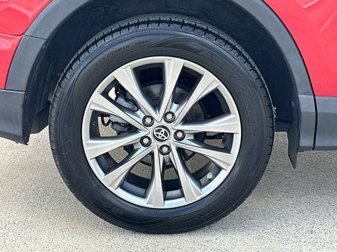 Used 2017 Toyota RAV4 Limited FWD image 7