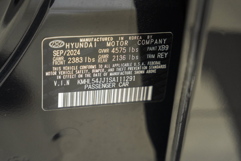 Used 2025 Hyundai Sonata Limited FWD image 41